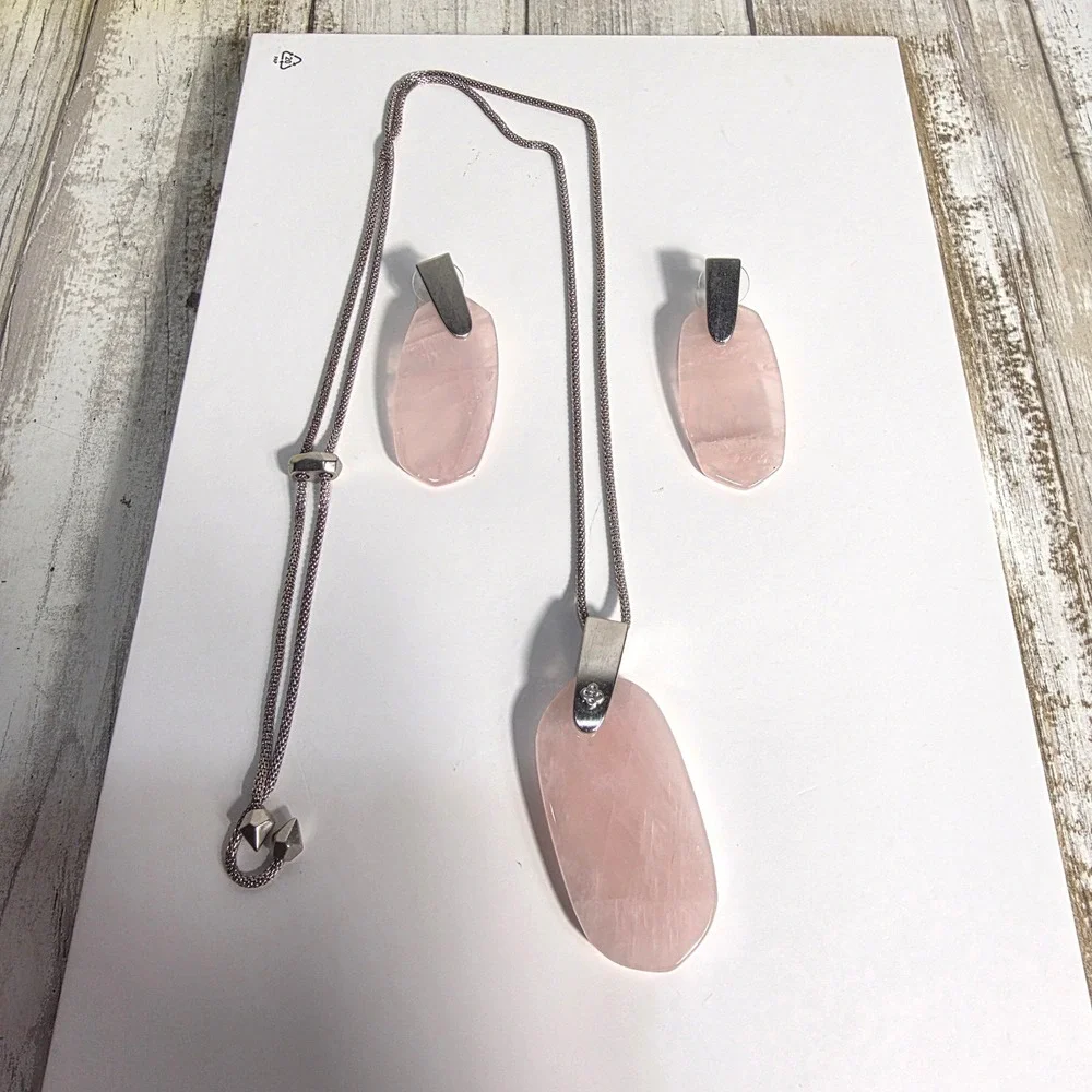 Kendra Scott Rose Quartz Necklace and Earrings Set Silver Rhodium Adjustable - Picture 3 of 6